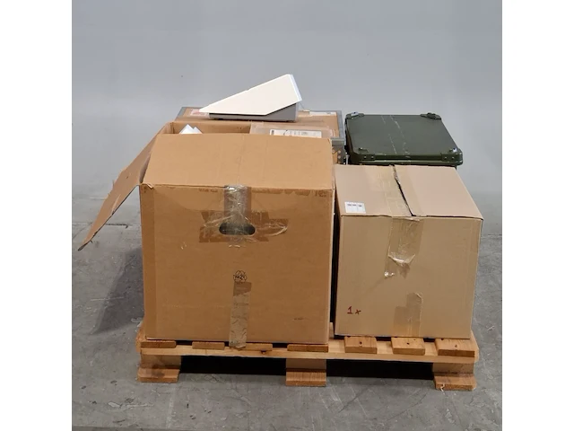 Partij divers laboratorium appratuur, o.a reflotron, o.a sprint - afbeelding 1 van  8