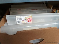 Partij divers o.a. boxen voor vlees of groente, folierolhouders etc. - afbeelding 3 van  4