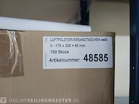 Partij divers papier, enveloppen, dozen etc. - afbeelding 3 van  74