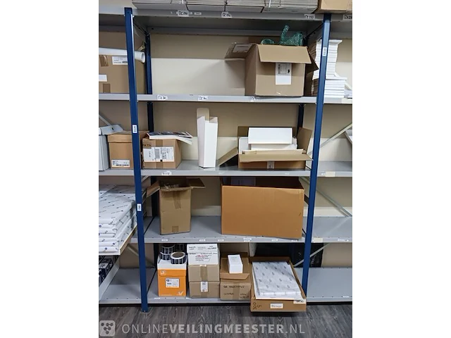 Partij divers papier, enveloppen, dozen etc. - afbeelding 18 van  74