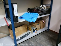 Partij divers papier, enveloppen, dozen etc. - afbeelding 30 van  74