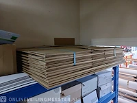 Partij divers papier, enveloppen, dozen etc. - afbeelding 38 van  74