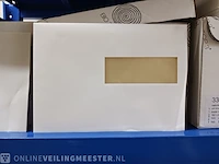 Partij divers papier, enveloppen, dozen etc. - afbeelding 42 van  74