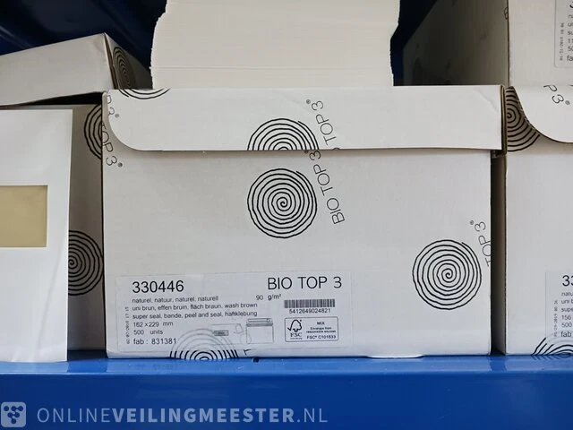 Partij divers papier, enveloppen, dozen etc. - afbeelding 43 van  74