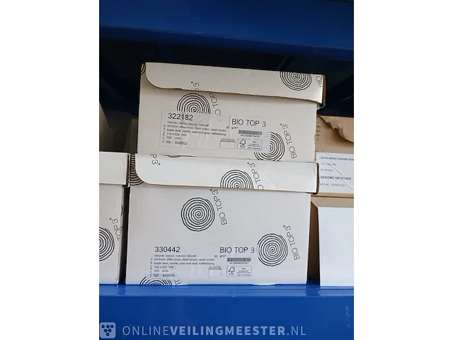 Partij divers papier, enveloppen, dozen etc. - afbeelding 44 van  74