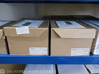 Partij divers papier, enveloppen, dozen etc. - afbeelding 51 van  74