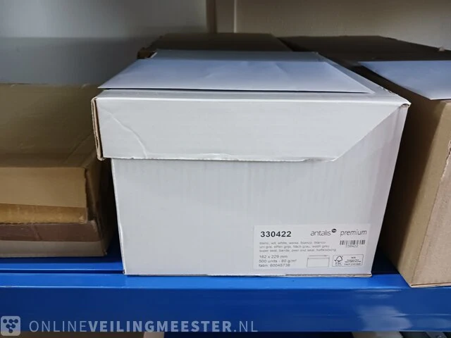 Partij divers papier, enveloppen, dozen etc. - afbeelding 57 van  74