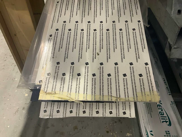 Partij divers plaat- en dakmateriaal o.a. keralit sponningdelen 6 meter. - afbeelding 2 van  30
