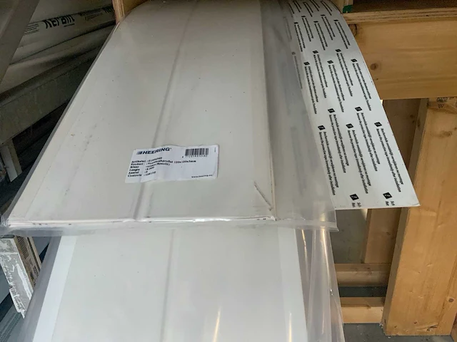 Partij divers plaat- en dakmateriaal o.a. keralit sponningdelen 6 meter. - afbeelding 8 van  30