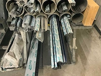 Partij divers plaat- en dakmateriaal o.a. keralit sponningdelen 6 meter. - afbeelding 18 van  30