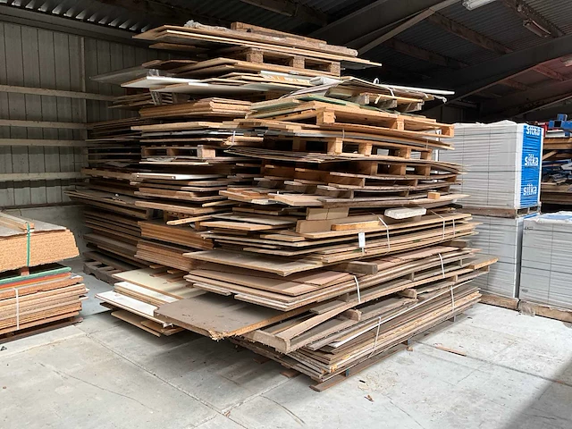 Partij divers plaatmateriaal - afbeelding 1 van  8