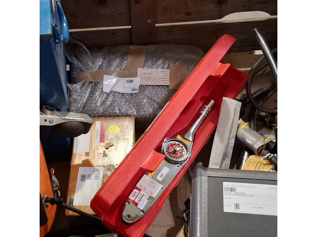 Partij divers pneumatisch gereedschap en garage inventaris, o.a baier - afbeelding 3 van  19