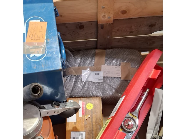 Partij divers pneumatisch gereedschap en garage inventaris, o.a baier - afbeelding 5 van  19