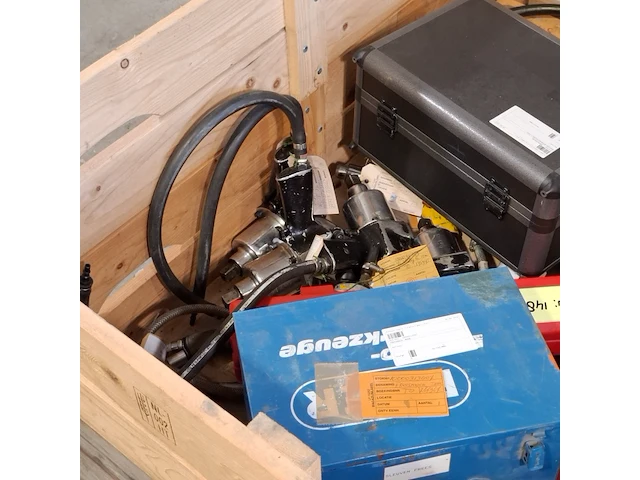 Partij divers pneumatisch gereedschap en garage inventaris, o.a baier - afbeelding 10 van  19