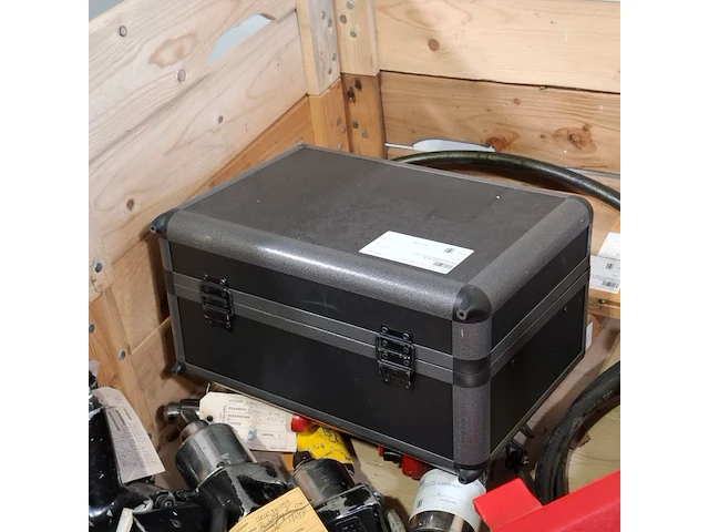 Partij divers pneumatisch gereedschap en garage inventaris, o.a baier - afbeelding 13 van  19