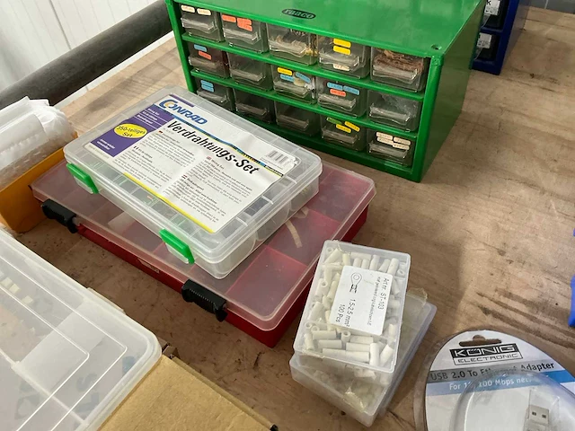 Partij divers schakelmateriaal - afbeelding 5 van  10