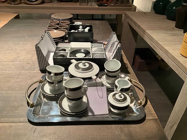 Partij divers servies (50x) - afbeelding 1 van  6