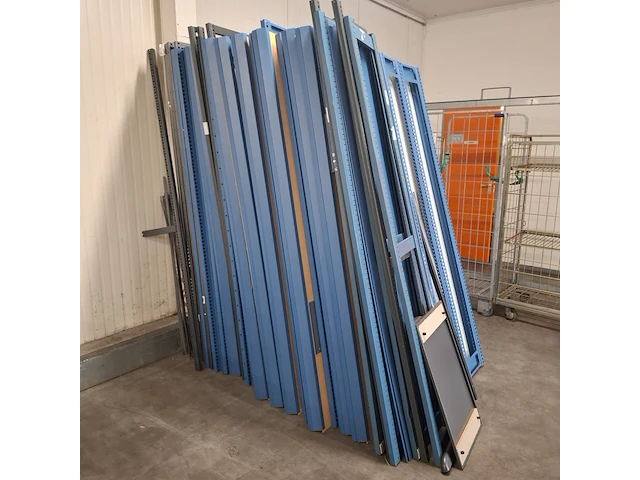 Partij divers stellingmateriaal en onderdelen - afbeelding 9 van  23
