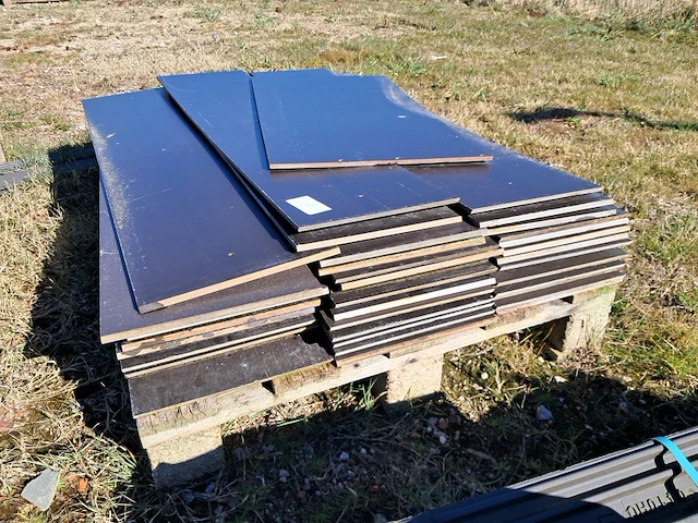 Partij divers trespa/hpl plaatmateriaal - afbeelding 4 van  13