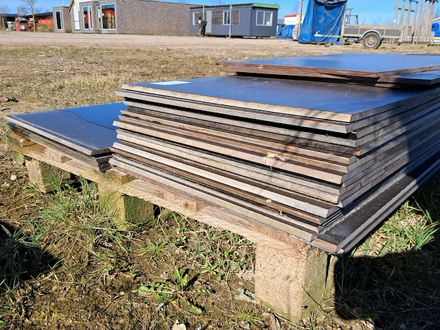 Partij divers trespa/hpl plaatmateriaal - afbeelding 13 van  13