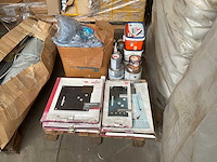 Partij diverse aannemersmateriaal - afbeelding 1 van  7