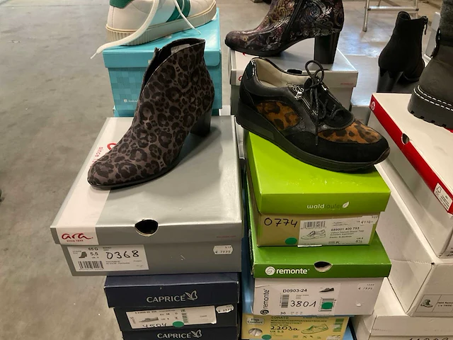 Partij diverse ara/pegada/caprice/etc schoenen (38x) - afbeelding 2 van  13