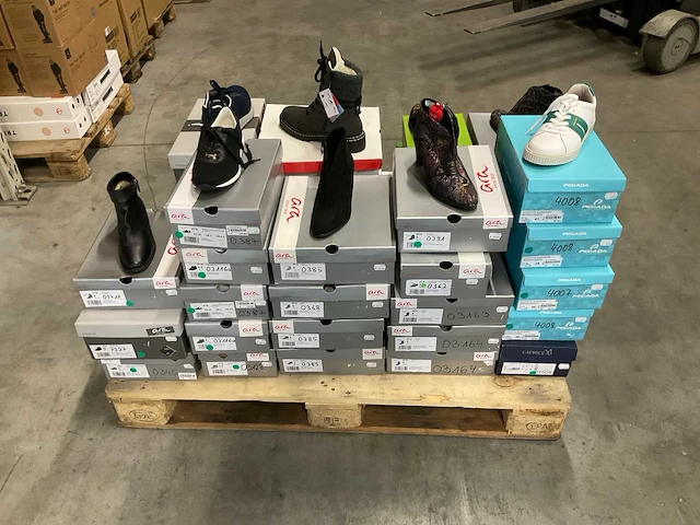 Partij diverse ara/pegada/caprice/etc schoenen (38x) - afbeelding 7 van  13