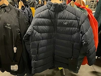 Partij diverse arc’teryx jassen (112x) - afbeelding 9 van  15