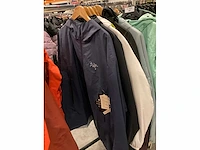 Partij diverse arc’teryx jassen (12x) - afbeelding 13 van  15