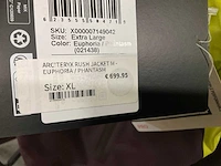 Partij diverse arc’teryx jassen (12x) - afbeelding 15 van  15