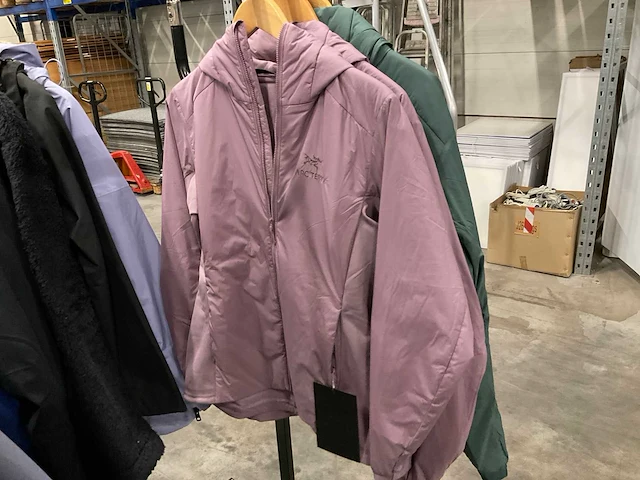 Partij diverse arc’teryx jassen (6x) - afbeelding 7 van  12