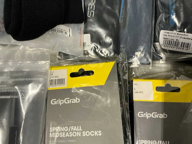 Partij diverse assos/gripgrab/sockeloen/sealskinz sokken (96x) - afbeelding 9 van  20