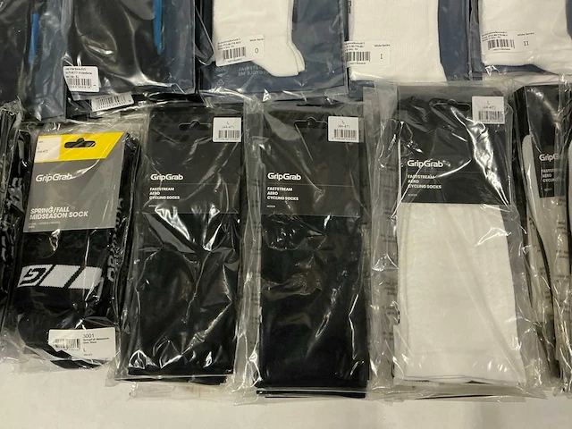 Partij diverse assos/gripgrab/sockeloen/sealskinz sokken (96x) - afbeelding 18 van  20