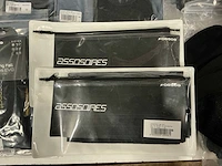 Partij diverse assos/sealskinz/gripgrab/bioracer sokken/handschoenen etc (50x) - afbeelding 2 van  12