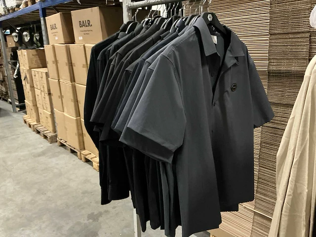 Partij diverse balr blouses (17x) - afbeelding 1 van  14
