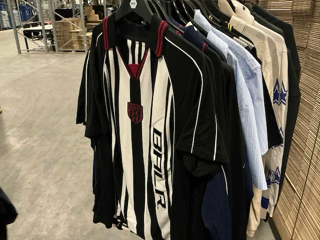 Partij diverse balr fc kleding (39x) - afbeelding 29 van  33