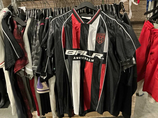 Partij diverse balr fc shirts (45x) - afbeelding 16 van  17