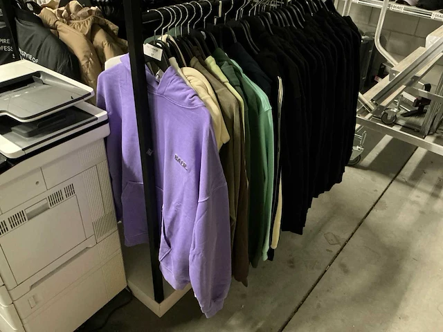 Partij diverse balr hoodies (32x) - afbeelding 1 van  46