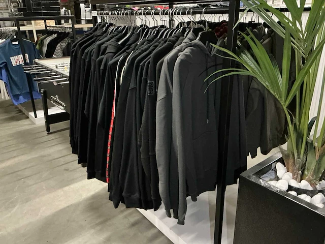 Partij diverse balr hoodies (38x) - afbeelding 1 van  24