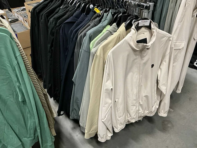 Partij diverse balr jackets (53x) - afbeelding 1 van  29
