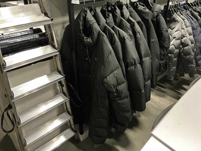 Partij diverse balr jassen (8x) - afbeelding 1 van  18