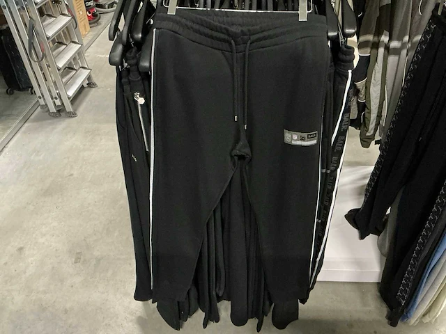Partij diverse balr joggingsbroeken (34x) - afbeelding 3 van  33