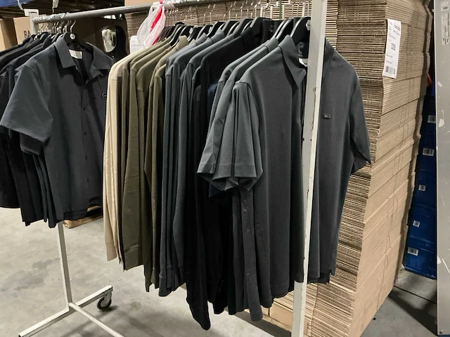 Partij diverse balr kleding (26x) - afbeelding 1 van  15