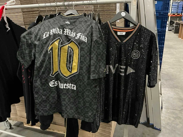 Partij diverse balr kleding - afbeelding 15 van  16