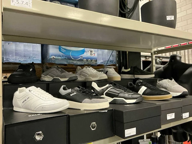 Partij diverse balr schoenen (15x) - afbeelding 1 van  10