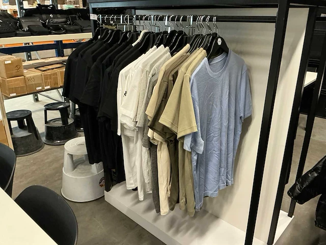 Partij diverse balr t-shirts (37x) - afbeelding 1 van  29