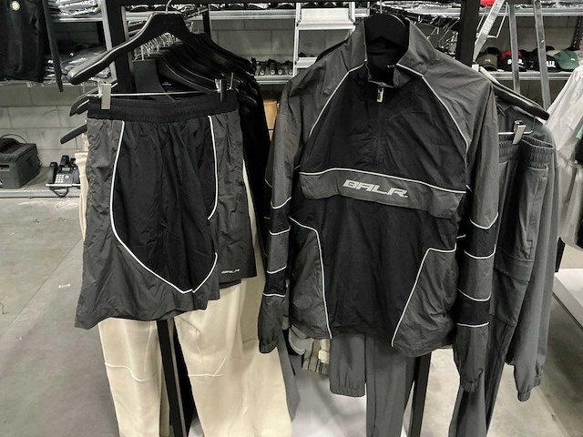 Partij diverse balr trainingspakken (22x) - afbeelding 43 van  44