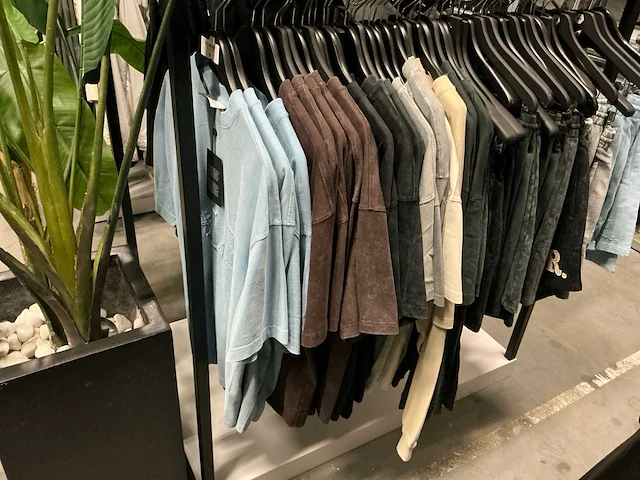 Partij diverse balr urban washed shirts&shorts (50x) - afbeelding 12 van  27