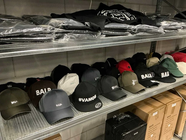 Partij diverse balr/etc petten (26x) - afbeelding 1 van  10