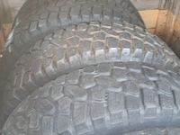 Partij diverse banden, o.a. continental en michelin, o.a. xzl, lm90 - afbeelding 2 van  16